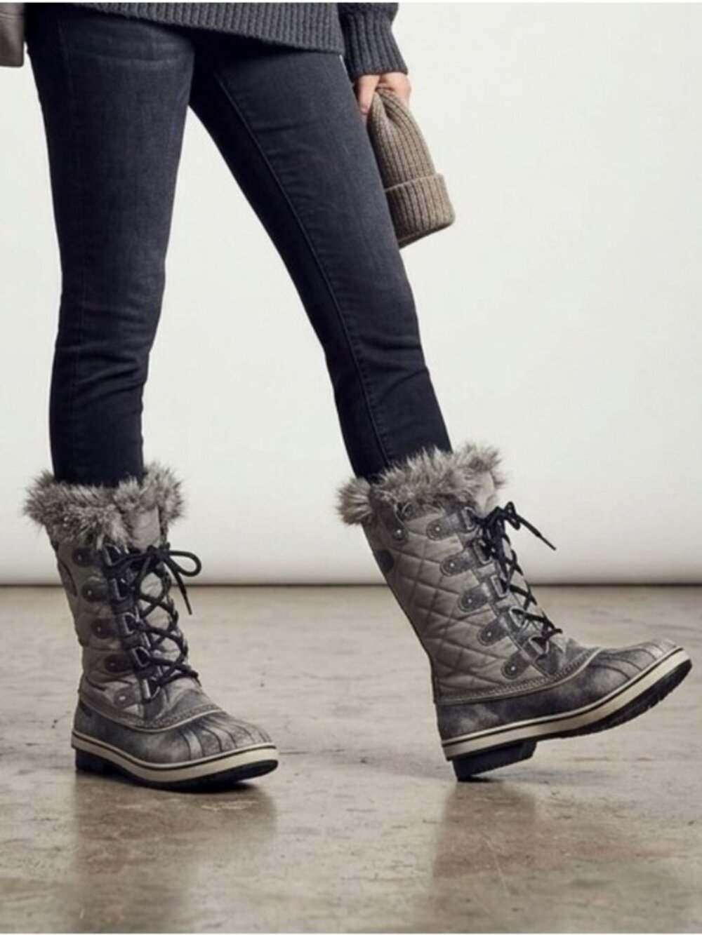 Sorel Tofino Distressed Faux Fur Trim Lace Up Tall Snow Boots 7